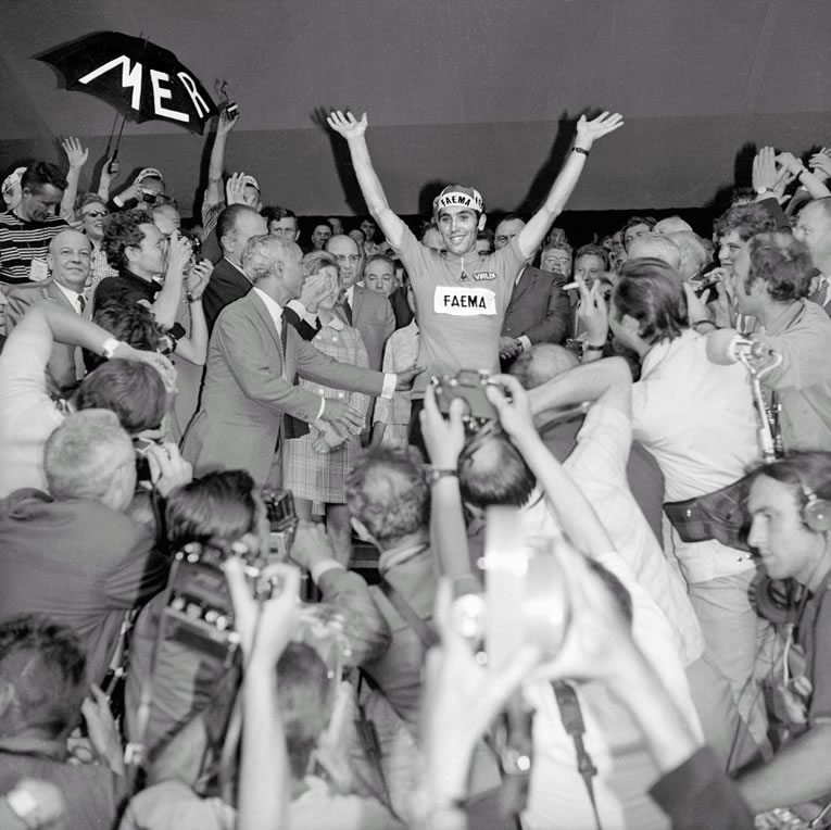 Este fue el año en que Eddie Merckx venció el Tour por quinta vez, desde 1969 hasta 1974 y es considerado uno de los mejores ciclistas de la historia. El belga tenía 24 años cuando ganó su primer Tour y fue ovacionado en París a su llegada.