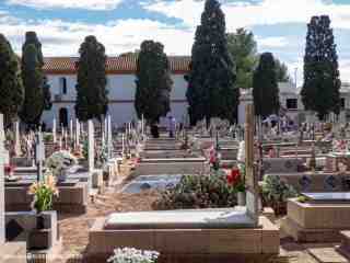 pericoxx_elredondelito.es_visita_cementerio_01_11_2019-156