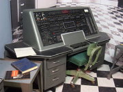 La UNIVAC I (UNIVersal Automatic Computer I, Computadora Automática Universal I)