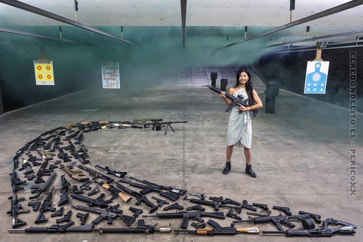 Kitija, de 29 años, es propietaria del mayor campo de tiro de las islas hawaianas. Empezó a cazar de niña. 